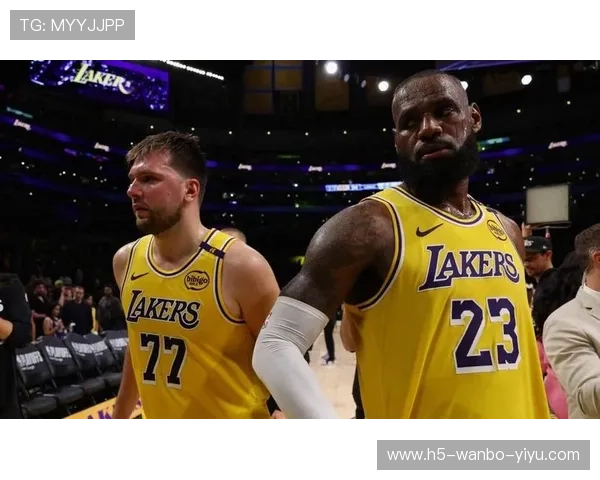 湖人连胜势头强劲詹姆斯带队挑战西部顶尖对手